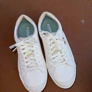 Dr. Scholl's Classic White Lace-Up Shoes